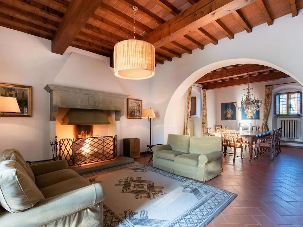 Delightful Holiday Home In Reggello With Swimming Pool